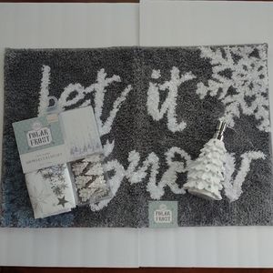 Holiday White Christmas Trees Bath Set Shower Curtain Hooks Rug Soap Pump